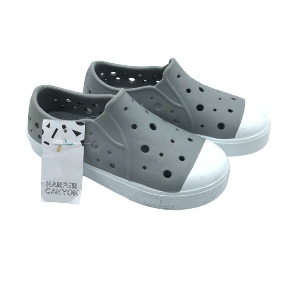 Harper Canyon Boys Girls Surf Perforated Slip-On Sneaker Water Shoes Gray 10 - Picture 1 of 9